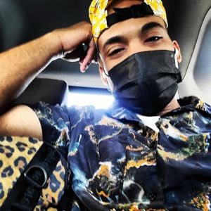 Meet your Posher, Juan